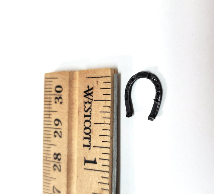 Dollhouse Lucky Horse Shoe Painted Metal 1:12 Scale Miniature Decor Accessories - Miniature Crush