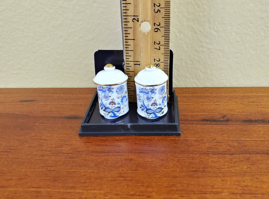Dollhouse Miniature 2 Large Jars Bins with Lid Reutter Porcelain 1:12 Scale Kitchen - Miniature Crush