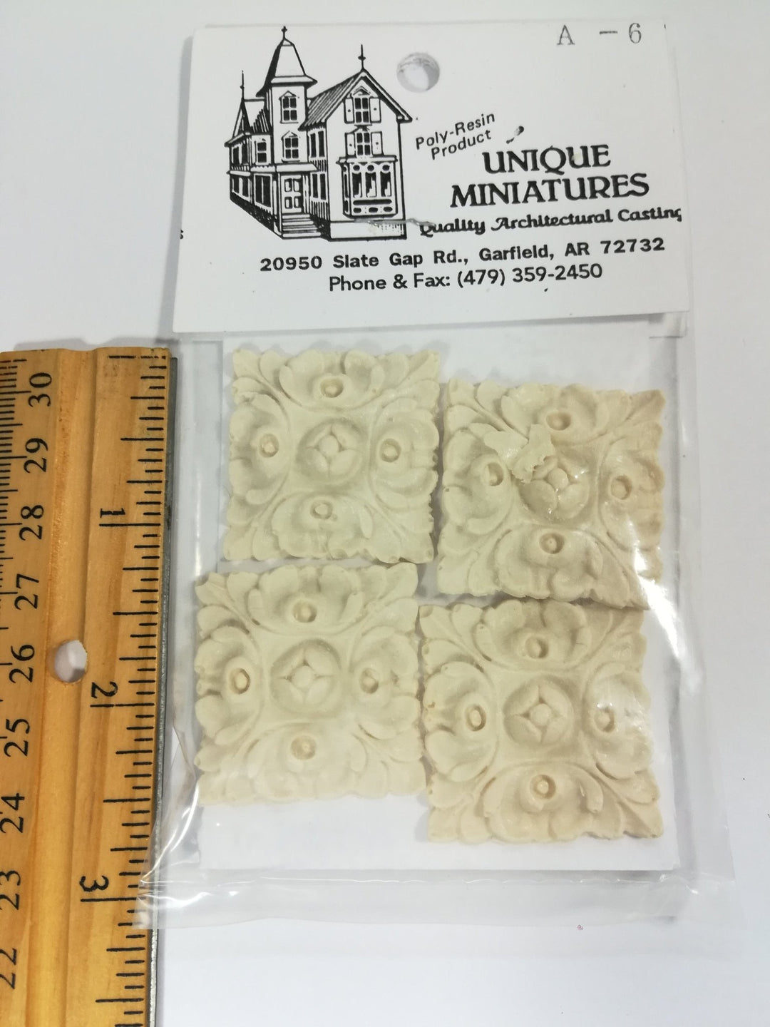 Dollhouse Miniature Architectural Ornament Detail Poly Resin 4 Pieces 1:12 Scale - Miniature Crush