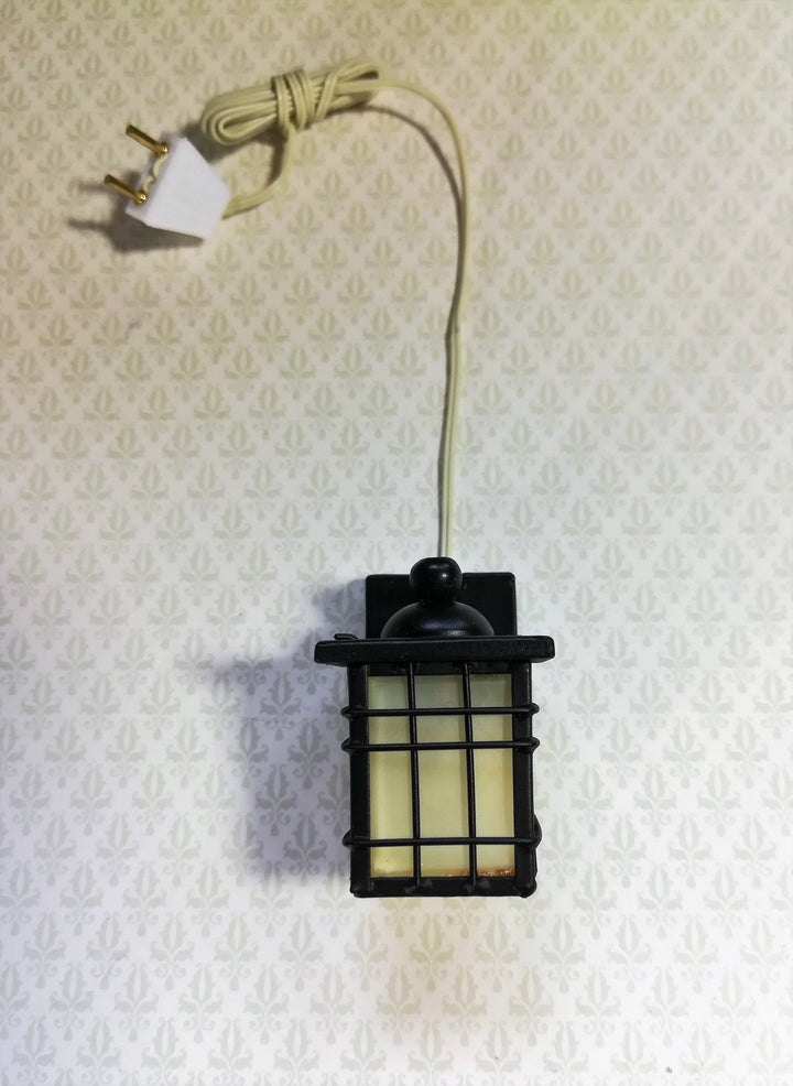 Dollhouse Miniature Black Coach Light Arts & Crafts Style 1:12 Scale 12 Volt Electric - Miniature Crush