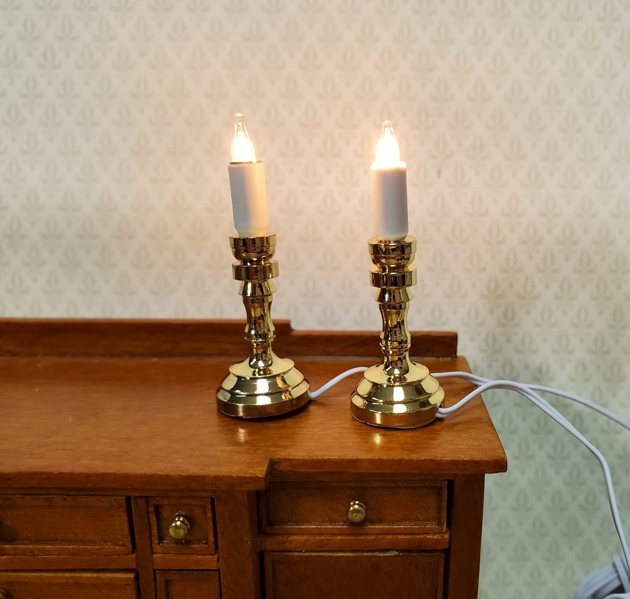 Miniature pair of brass lamps, 1/12 deals scale