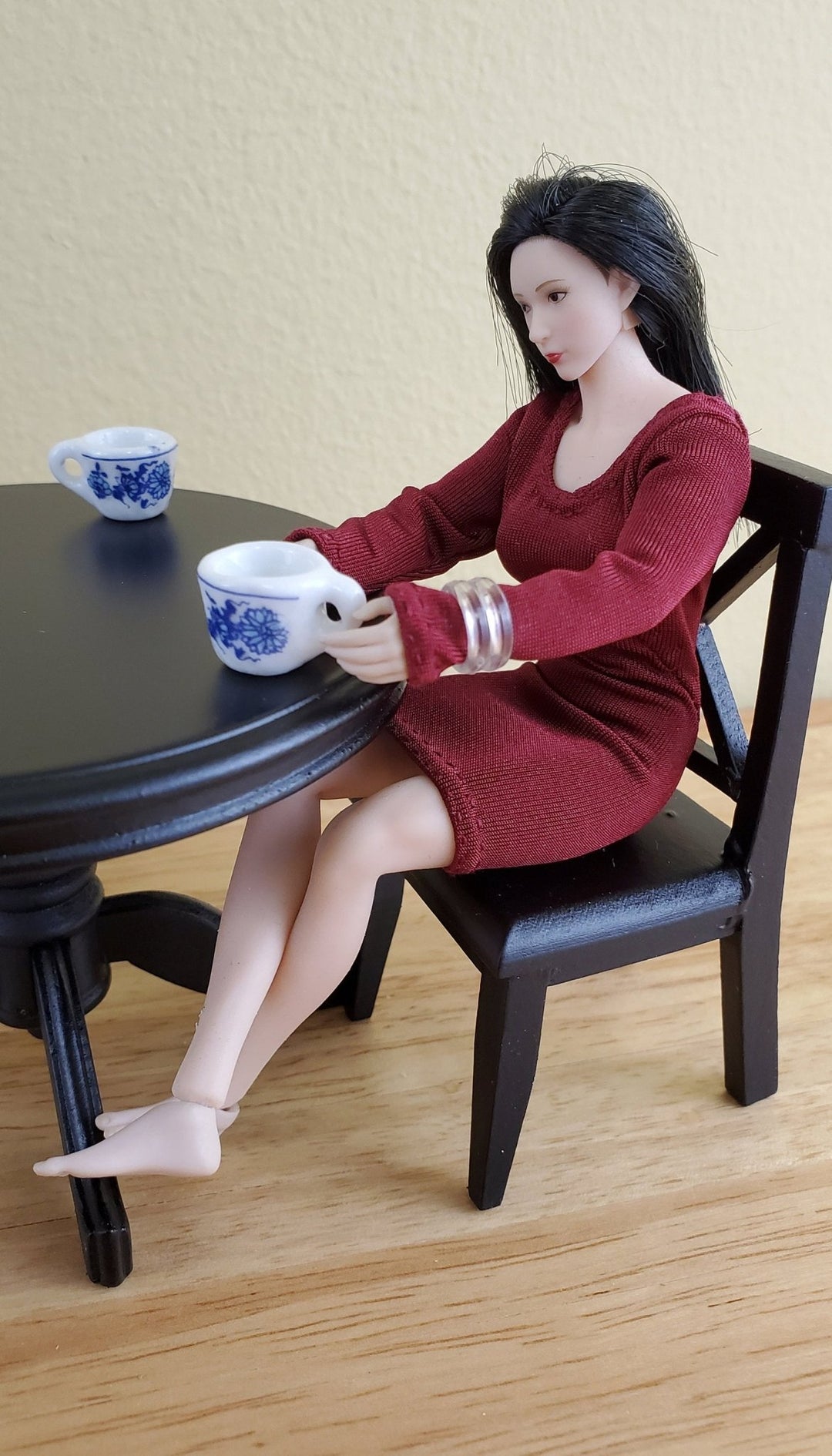 Dollhouse Miniature Coffee Mugs x4 Blue White LARGE 1:12 Scale Kitchen Accessory - Miniature Crush