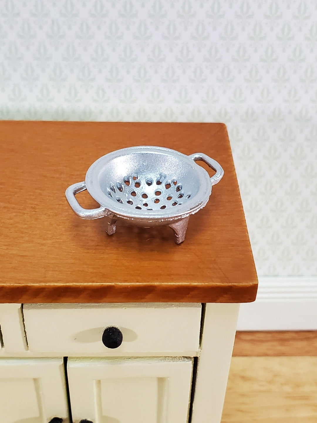 Dollhouse Miniature Colander Strainer Metal 1:12 Scale Kitchen Accessories - Miniature Crush