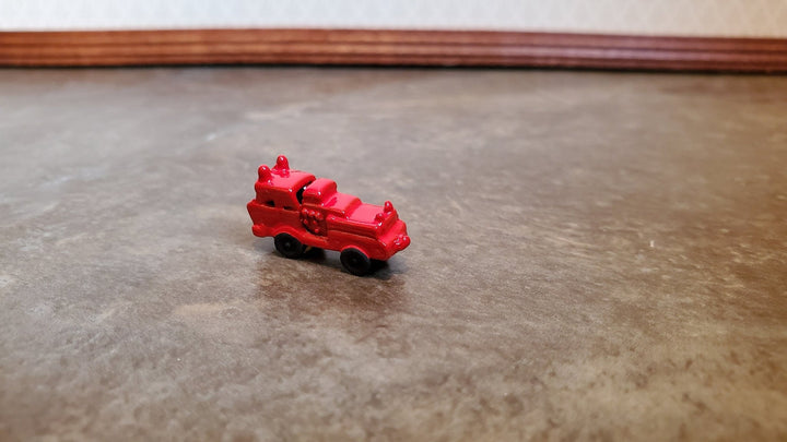 Dollhouse Miniature Fire Engine Toy Truck Red Metal 1:12 Scale - Miniature Crush