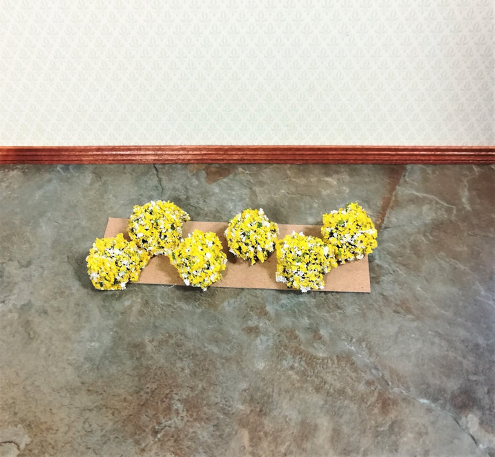 Dollhouse Miniature Flowering Shrub Yellow & White Small Bush Round 1:12 Scale - Miniature Crush