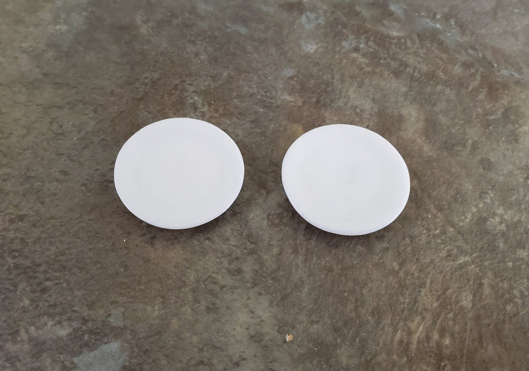 Dollhouse Miniature Glass Plates All White Ceramic x2 1:12 Scale 1" IM65636 - Miniature Crush