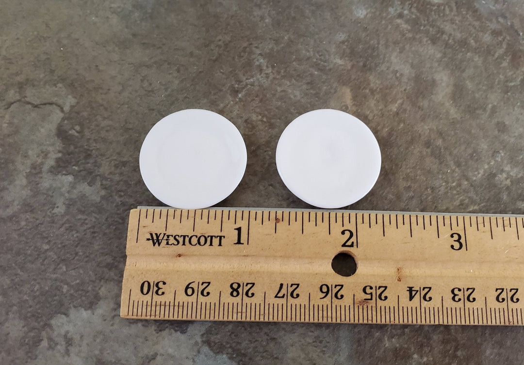 Dollhouse Miniature Glass Plates All White Ceramic x2 1:12 Scale 1" IM65636 - Miniature Crush