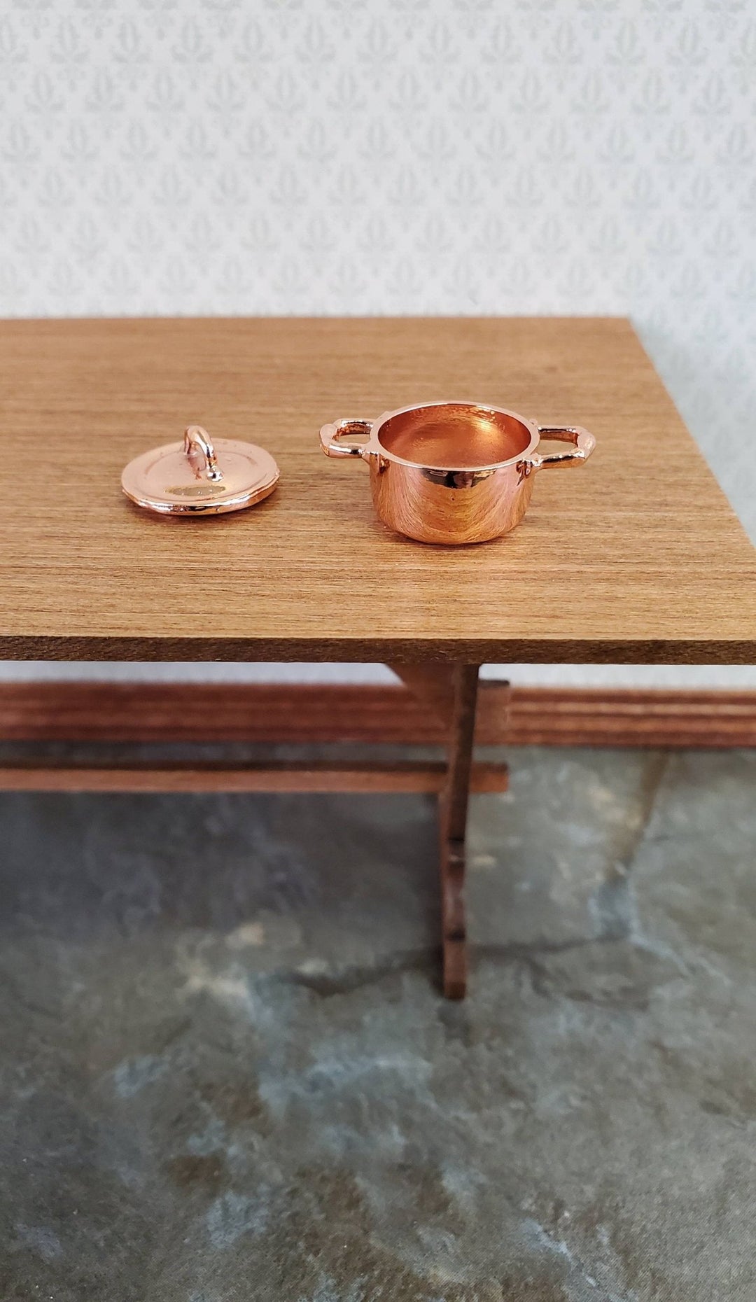 Dollhouse Miniature Half Scale Tiny Copper Soup Cooking Pot with Lid 1:24 Falcon Miniatures - Miniature Crush