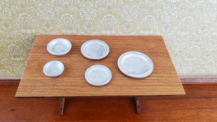 Dollhouse Miniature Metal Plates & Bowls x5 1:12 Scale Dishes Cast White Metal - Miniature Crush