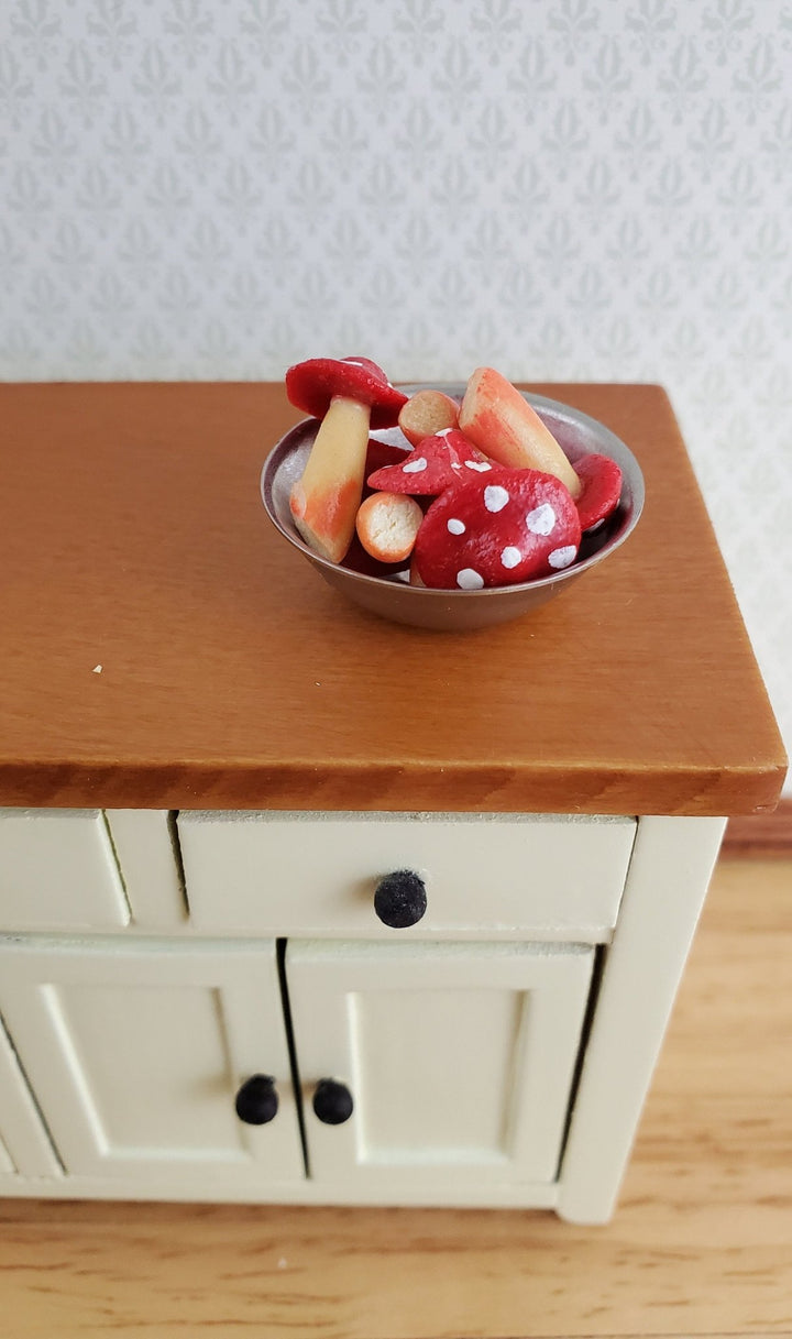 Dollhouse Miniature Mushrooms x6 Large Toad Stool Style 1:12 Scale Magic Fairy Garden - Miniature Crush