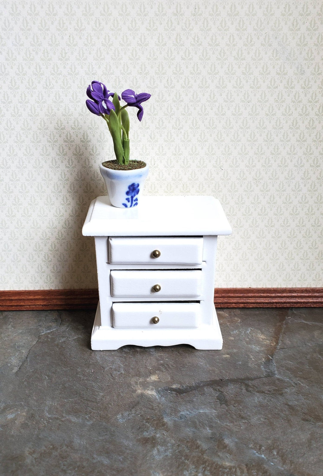 Dollhouse Miniature Nightstand Side Table White 3 Drawers 1:12 Scale Furniture - Miniature Crush