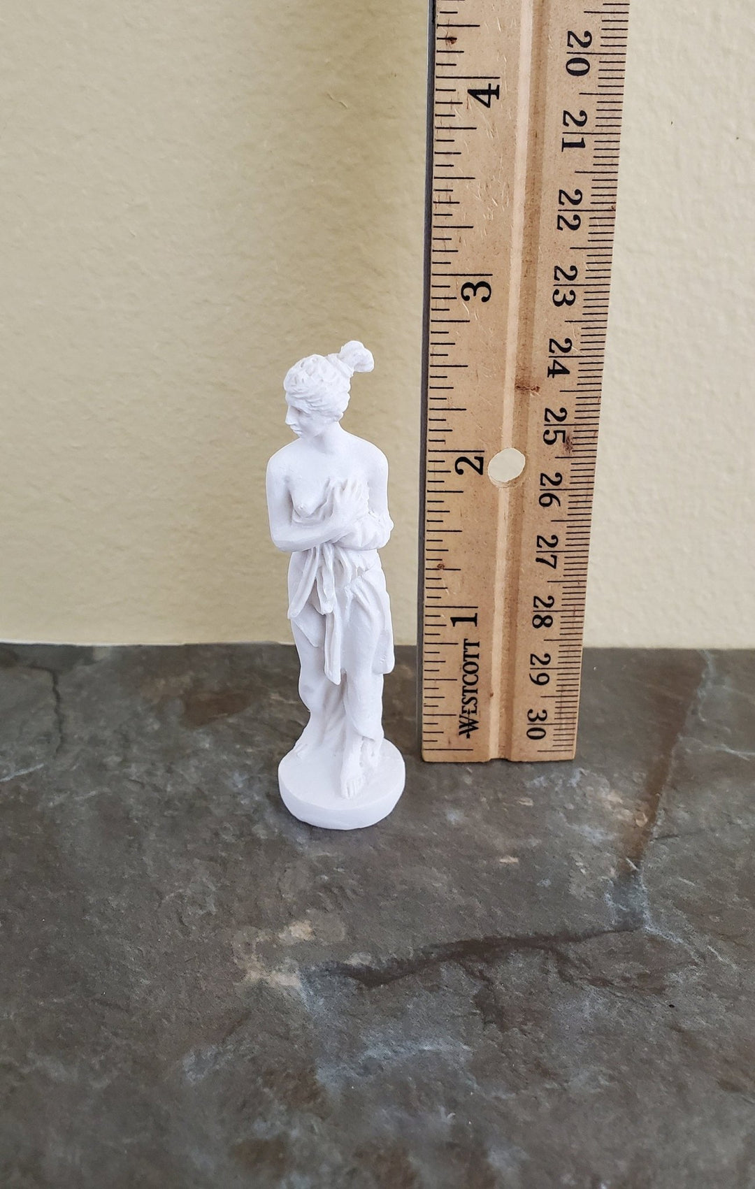 Dollhouse Miniature Nude Female Garden Statue White Small 1:12 or 1/24 Scale fairy garden - Miniature Crush