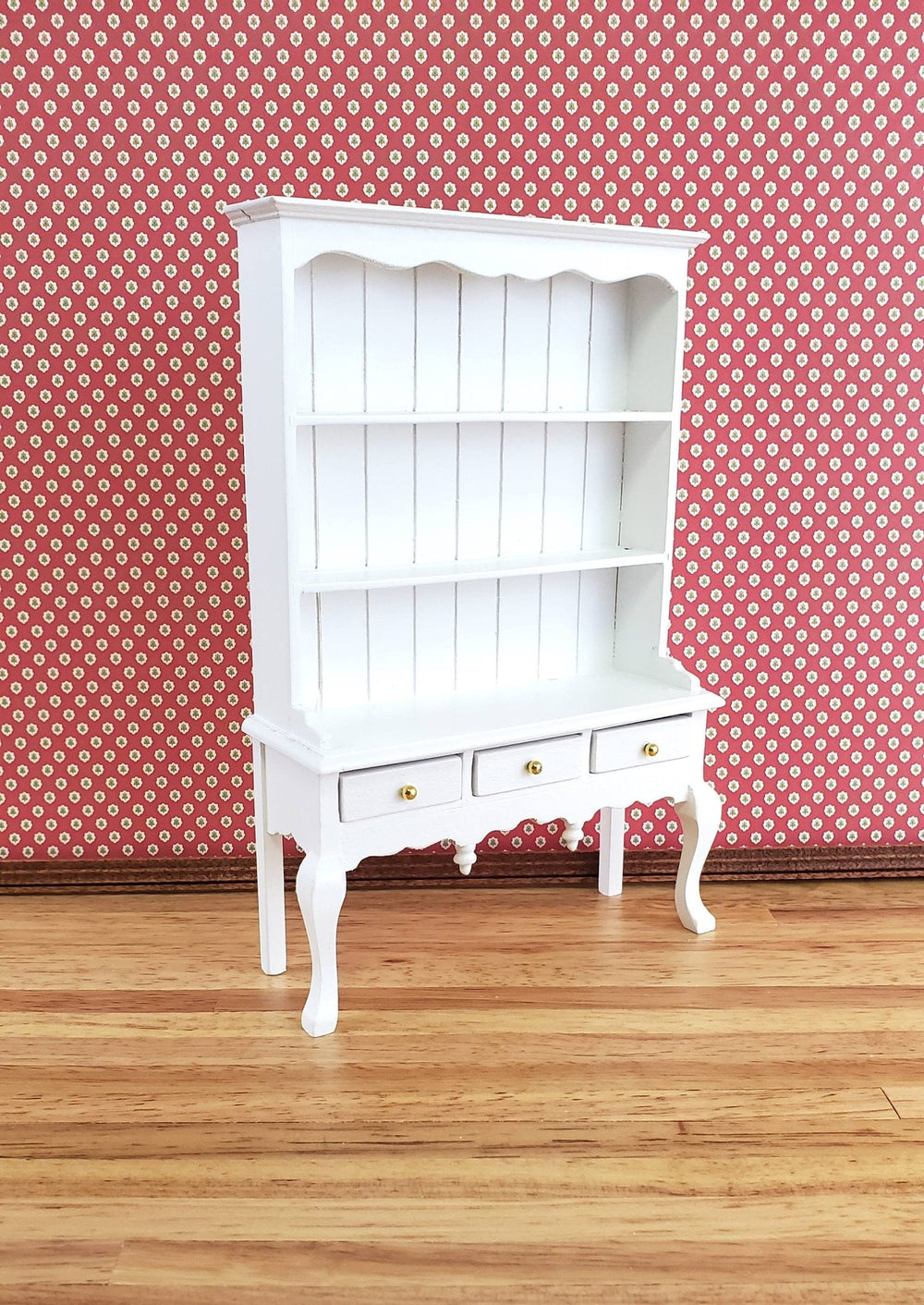 Dollhouse Miniature Queen Kitchen Cupboard Hutch White Anne Style 1:12 Scale Furniture - Miniature Crush