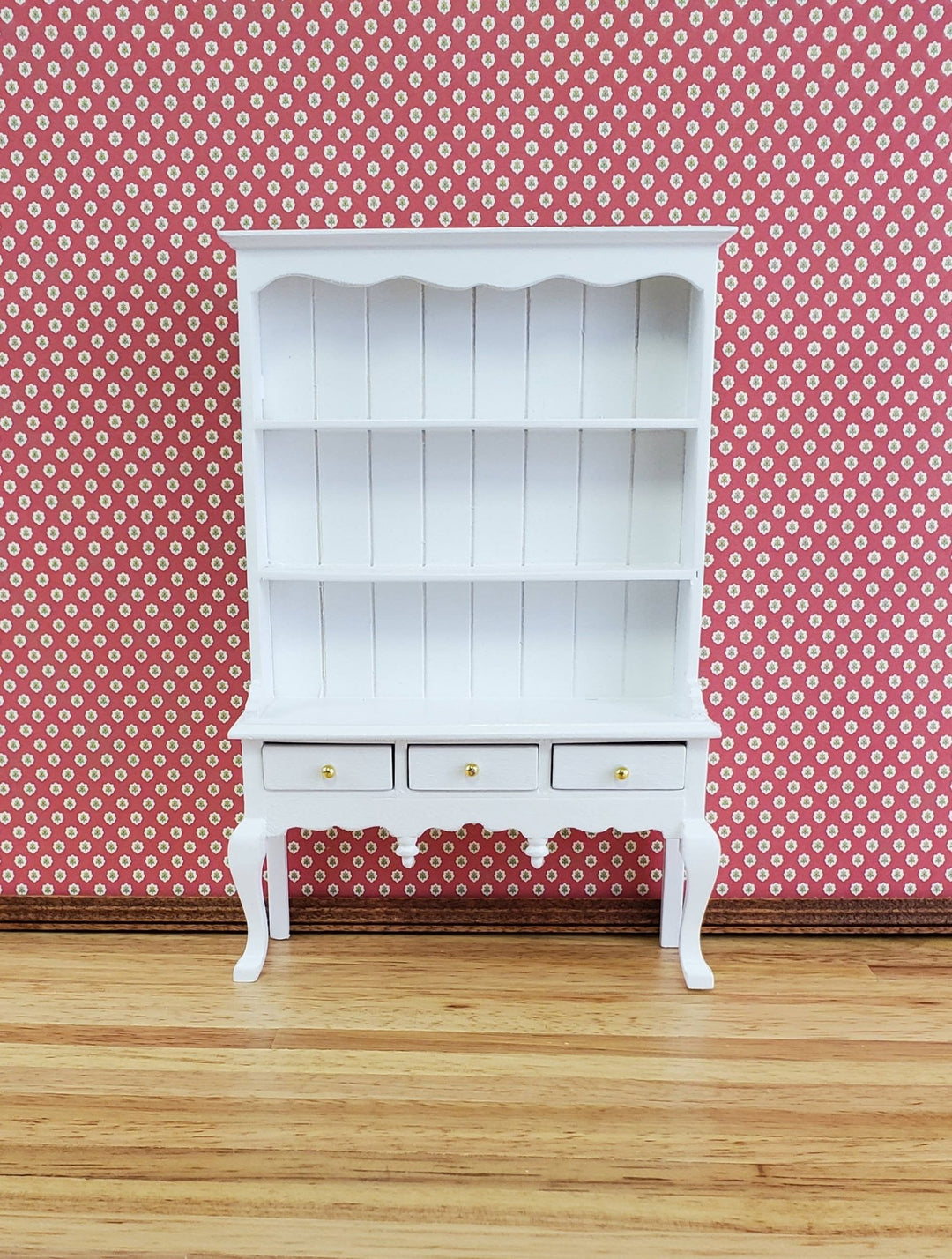 Dollhouse Miniature Queen Kitchen Cupboard Hutch White Anne Style 1:12 Scale Furniture - Miniature Crush