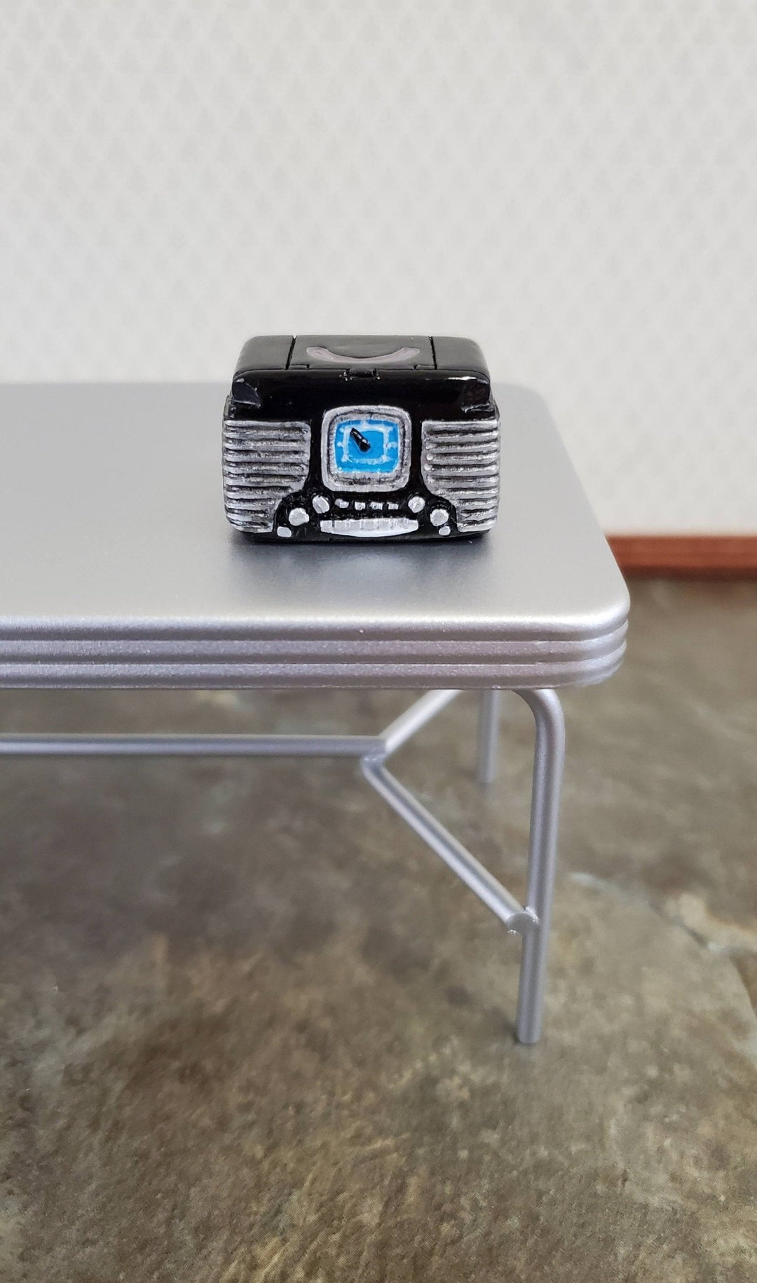Dollhouse Miniature Radio 1950s Retro Style Black & Silver 1:12 Scale - Miniature Crush