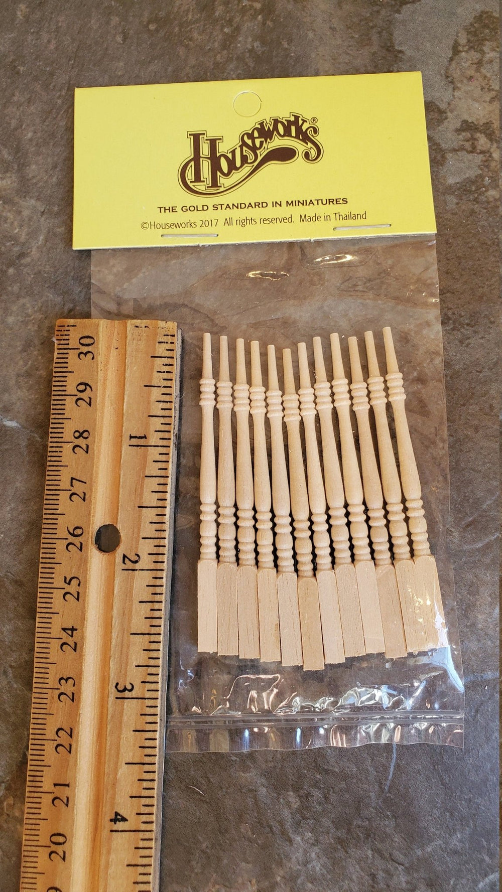 Dollhouse Miniature Spindles Stair Balusters 1:12 Scale 2 5/8" Tall Narrow Houseworks 7202 - Miniature Crush