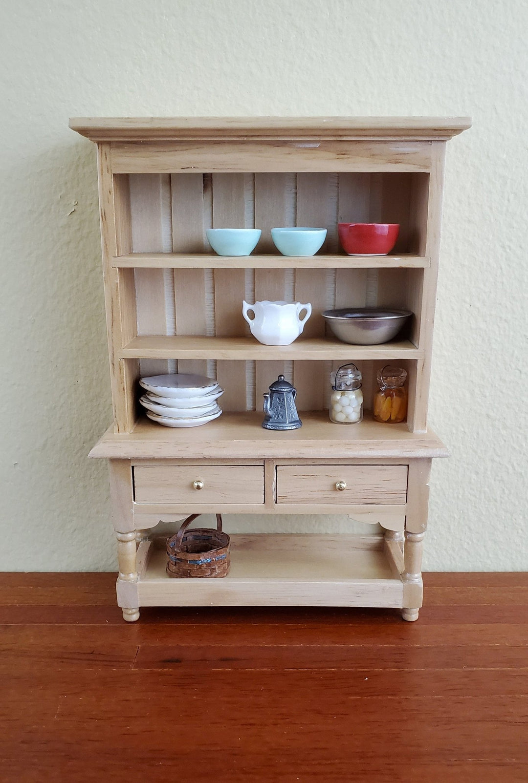 Dollhouse Miniature Welsh Kitchen Cabinet Cupboard 1:12 Scale Furniture Light Oak Finish - Miniature Crush