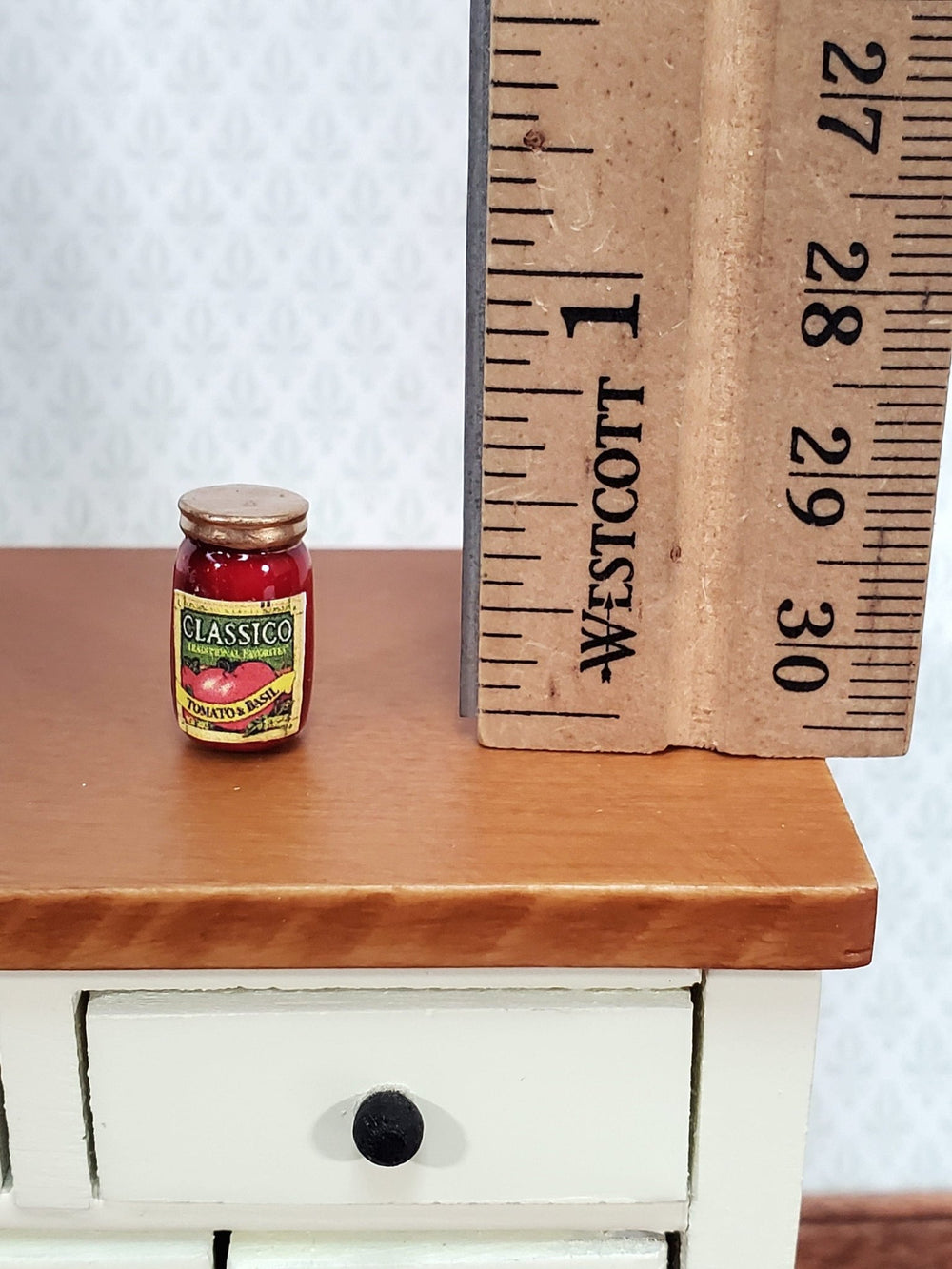 Dollhouse Pasta Sauce Tomato Basil Classico Jar 1:12 Scale Modern Miniature Kitchen Food - Miniature Crush