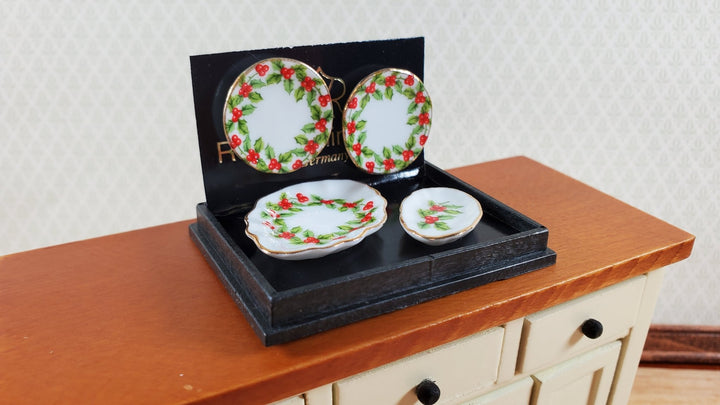 Dollhouse Plates & Platters Mistletoe Reutter Porcelain 1:12 Scale Miniatures - Miniature Crush