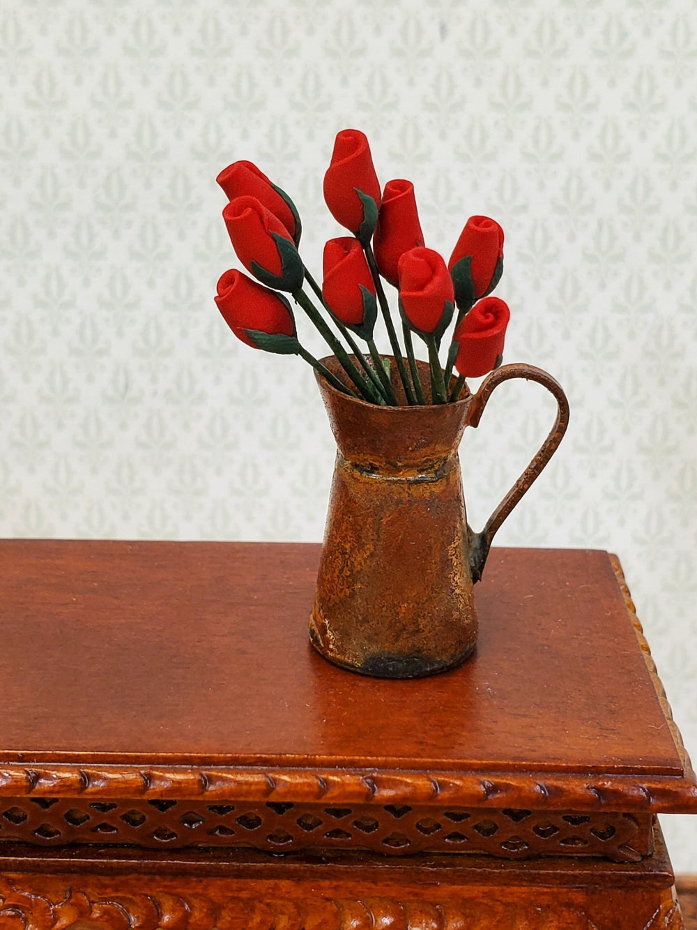 Dollhouse Red Rose Buds Flowers Set of 10 with Stems 1:12 Scale Miniature Garden - Miniature Crush