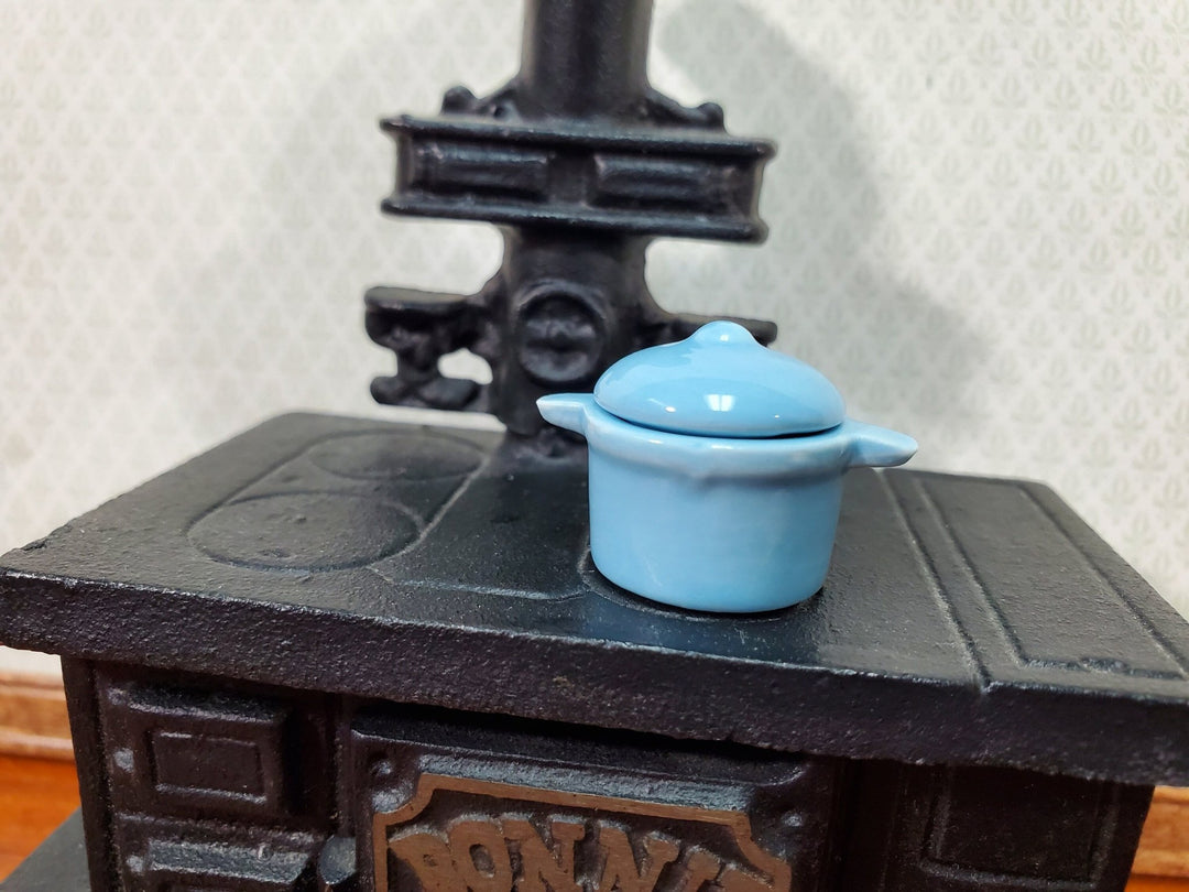 Dollhouse Stock Pot for Soups and Stews BLUE with Removable Lid 1:12 Scale Miniature Kitchen Dishes - Miniature Crush