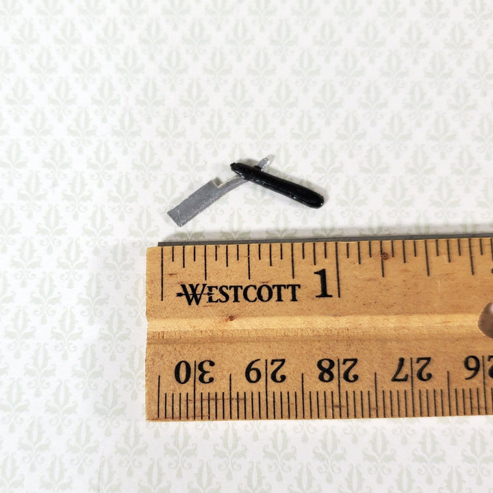 Dollhouse Straight Razor Open Painted Metal 1:12 Scale Miniature Accessories - Miniature Crush