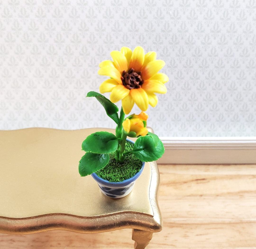 Dollhouse Sunflowers Plant in Ceramic Planter Pot 1:12 Scale