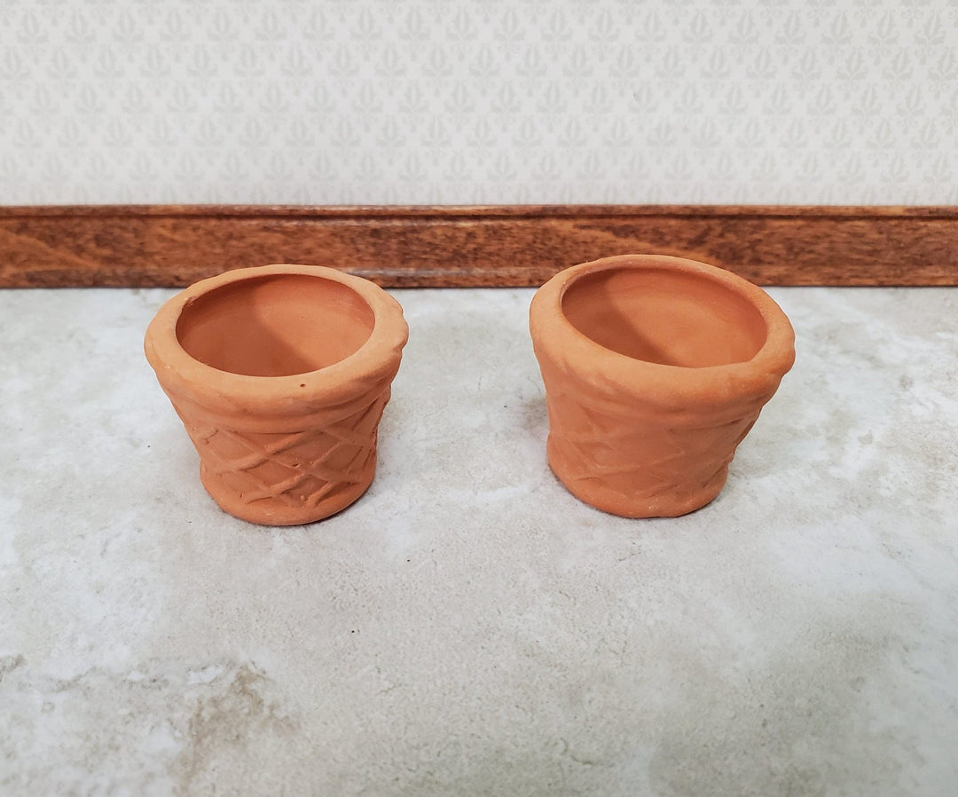 Dollhouse Terra Cotta Pots Planters Set of 2 Unglazed 1:12 Scale Miniatures for Plants or Garden - Miniature Crush