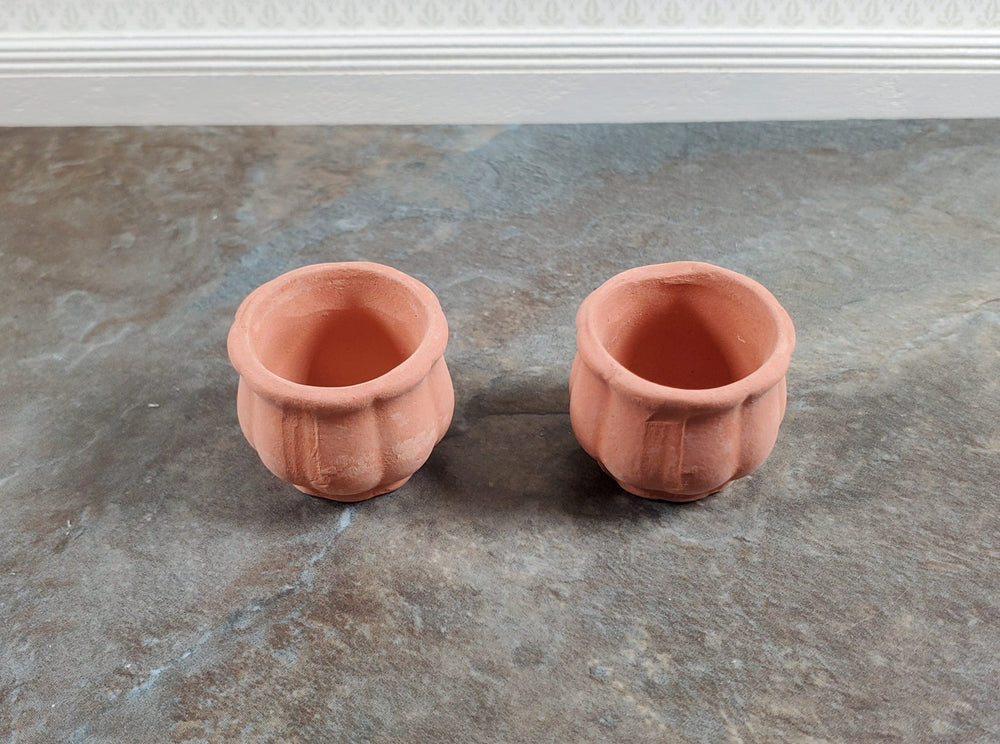 Dollhouse Terra Cotta Pots Urns Planters Set of 2 Unglazed Round 1:12 Scale - Miniature Crush