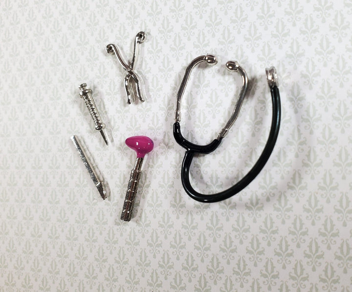 Dollhouse Tiny Medical Surgical Instruments 5 Pieces Metal Miniatures 1:12 Scale - Miniature Crush