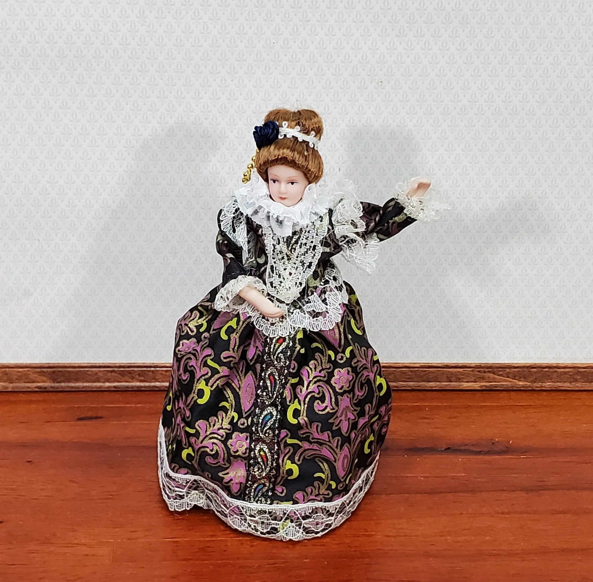 Dollhouse Victorian Lady Doll Poseable Fabric Lace Dress 1