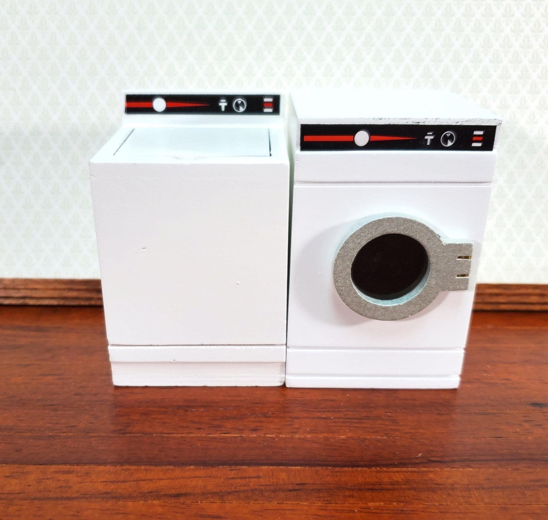 Dollhouse Washing Machine or Dryer in WHITE Modern Front Load 1:12