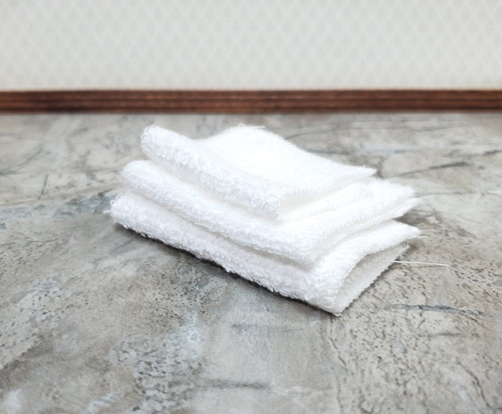 Dollhouse White Towels Set of 3 Bath or Beach 1:12 Scale Miniature Bathroom - Miniature Crush