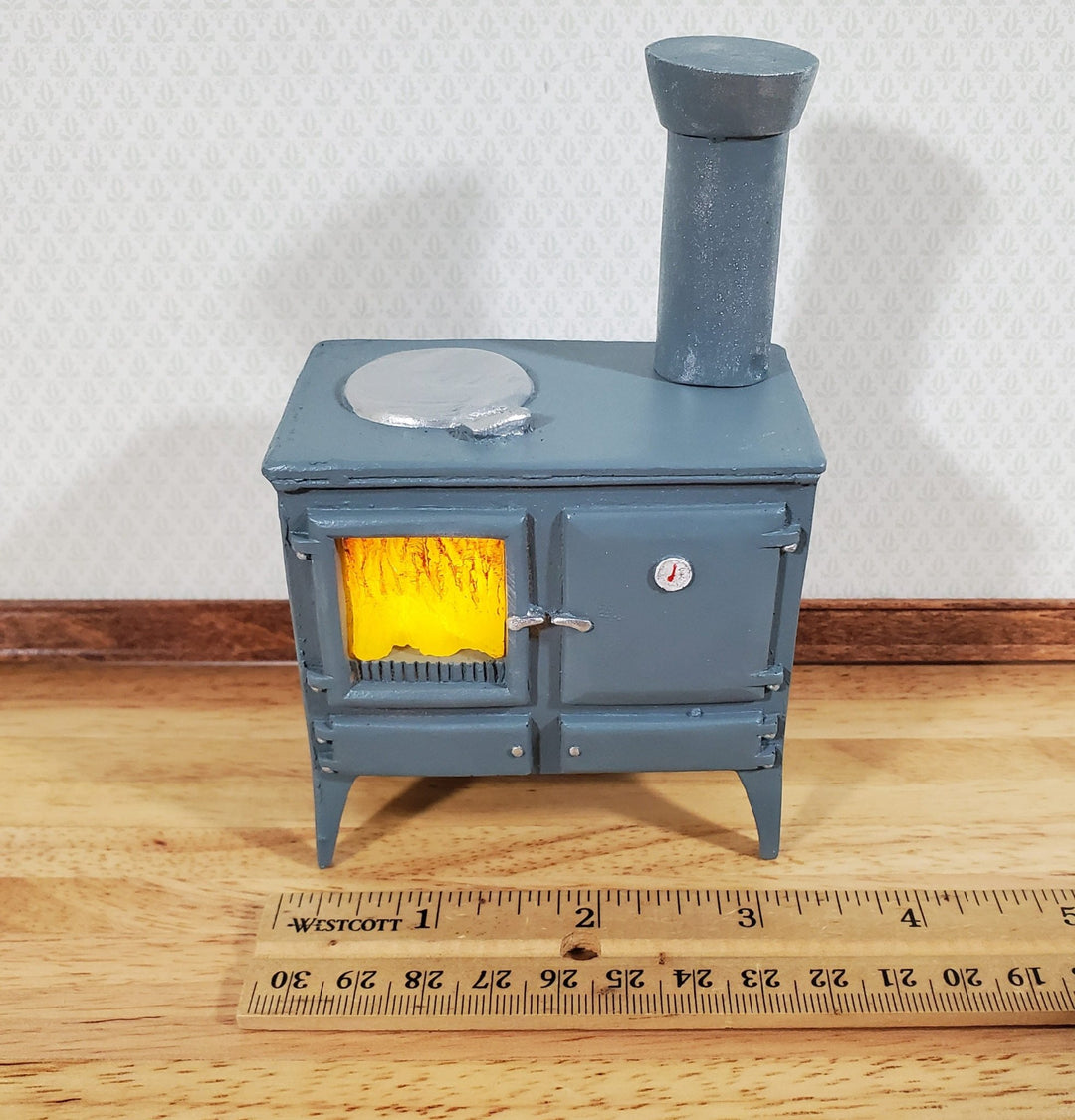 Dollhouse Miniature Antique Cast Iron StoveMini Furniture Model Iron Stove Top Long Chimney