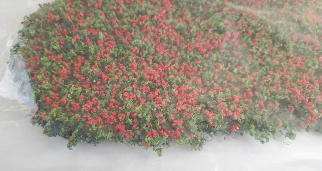 Flowering Shrub Mat Red Flowers Plants Model RR Dioramas Dollhouses Scenery - Miniature Crush