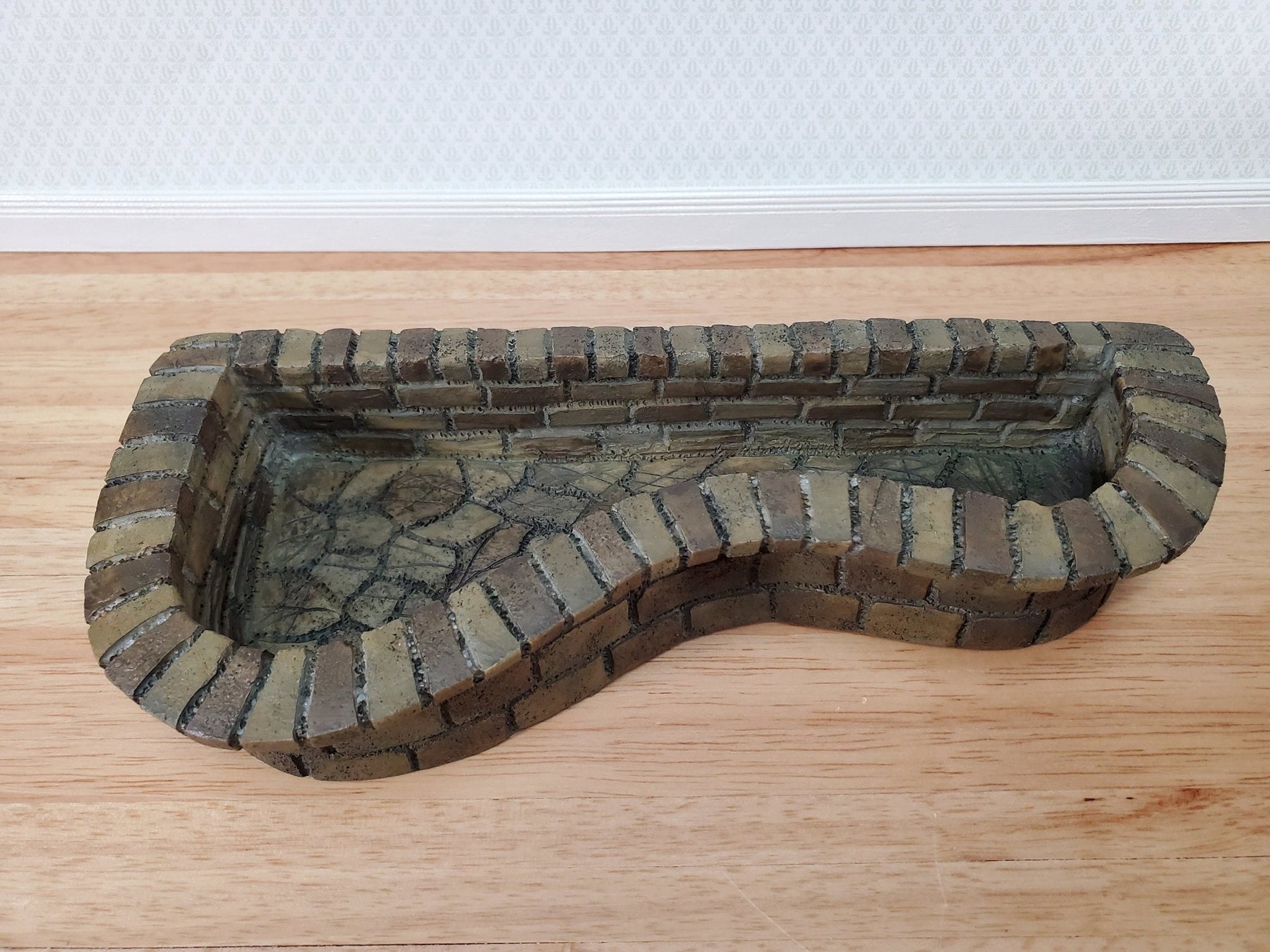 Large Miniature Garden Pond Empty Pool Resin 1:12 Scale Dollhouse Fairy ...