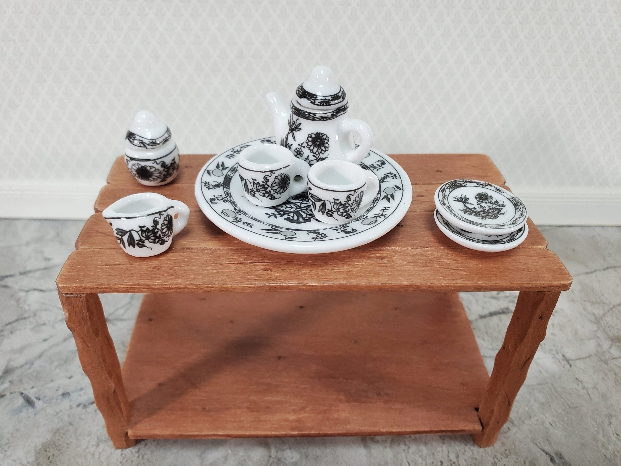 Miniature 1:6 Scale Coffee Tea Set Teapot 2 Cups Saucers Sugar Creamer  Black & White