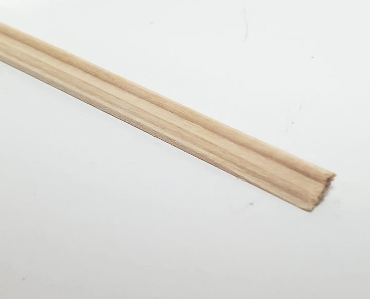 Miniature Picture Frame or Trim Wood Molding 5mm wide x 18" long 1:12 Scale NE923 - Miniature Crush