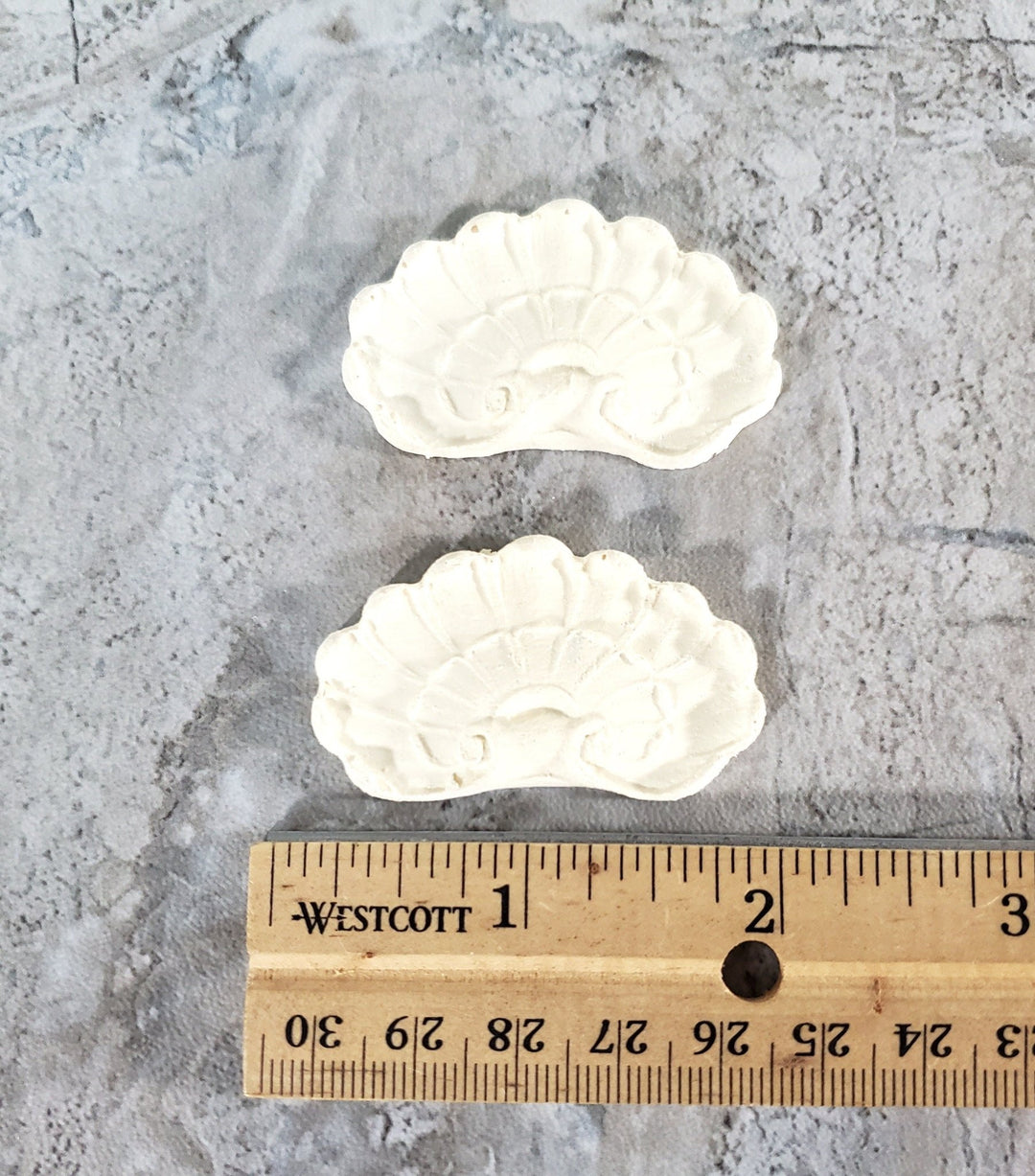 Miniature Seashell Style Poly Resin Architectural Ornament 2 Pieces Unique Miniatures - Miniature Crush