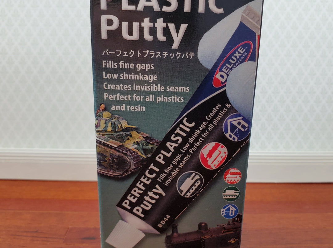 Perfect Plastic Putty Filler Deluxe Materials 40 ml Plastics Resins Takes Paint - Miniature Crush