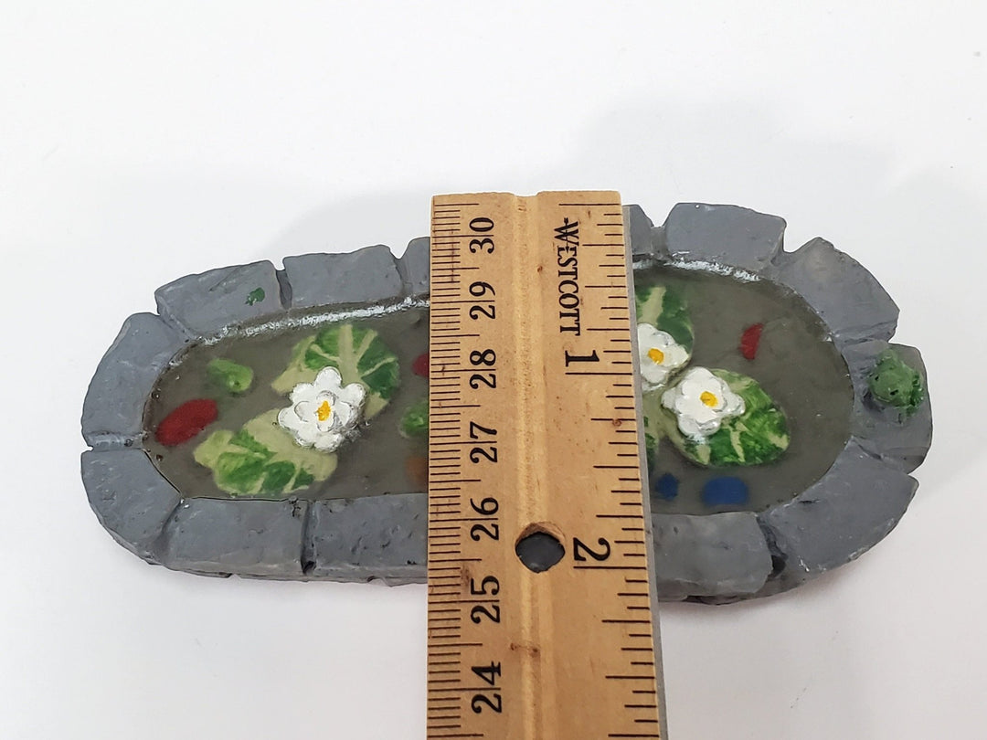 Small Miniature Garden Pond Pool with Frog & Water Lilies Resin 1:12 Scale Dollhouse - Miniature Crush
